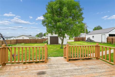 203 S Main Street Onslow IA 52321