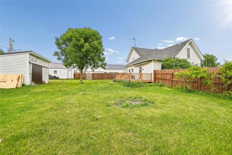 203 S Main Street Onslow IA 52321