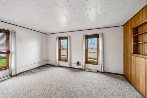 203 S Main Street Onslow IA 52321