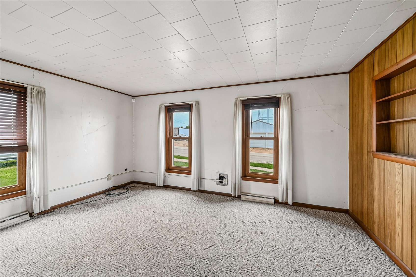 203 S Main Street Onslow IA 52321