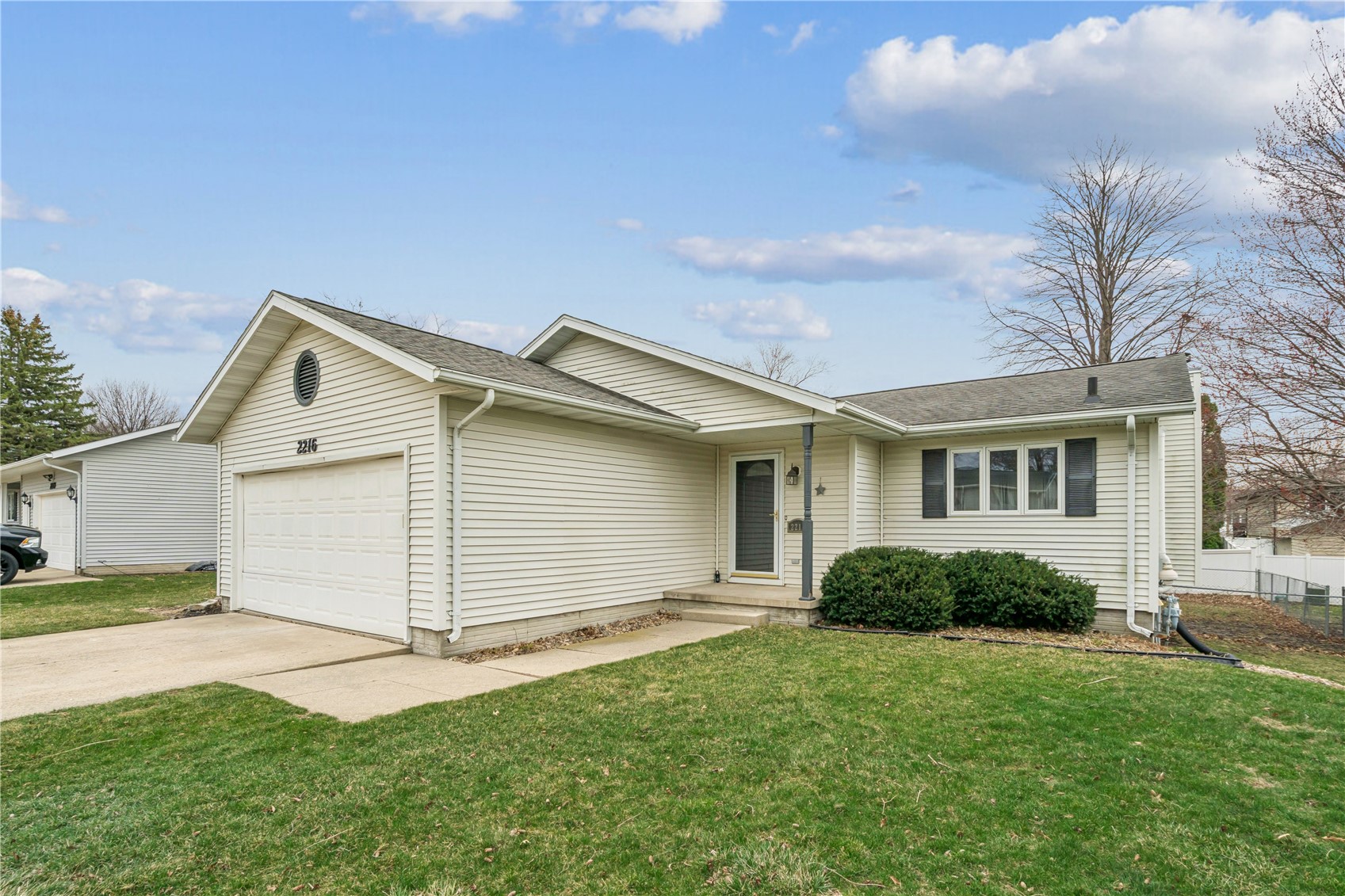 2216 W 8th Street Cedar Falls IA 50613
