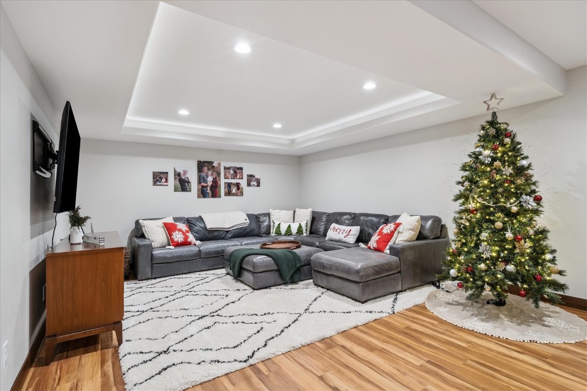 704 Cedar Bend Drive Solon IA 52333
