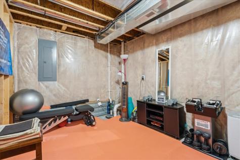 704 Cedar Bend Drive Solon IA 52333