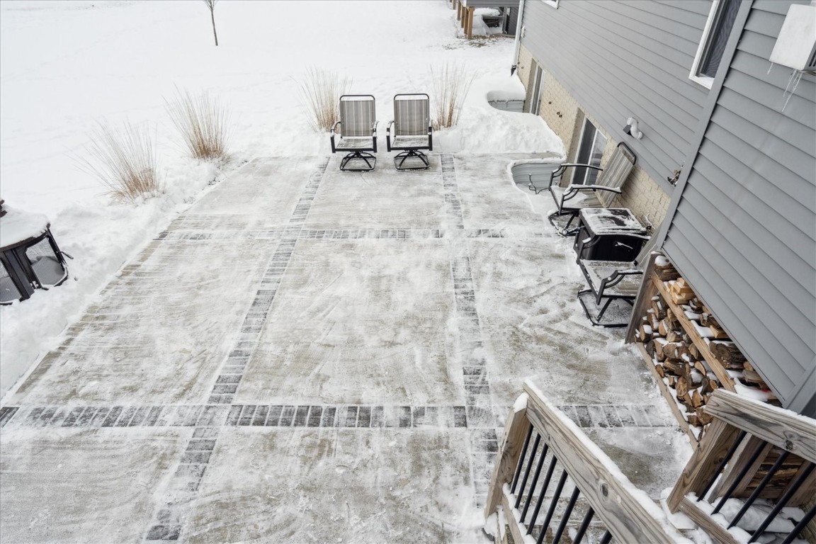 704 Cedar Bend Drive Solon IA 52333