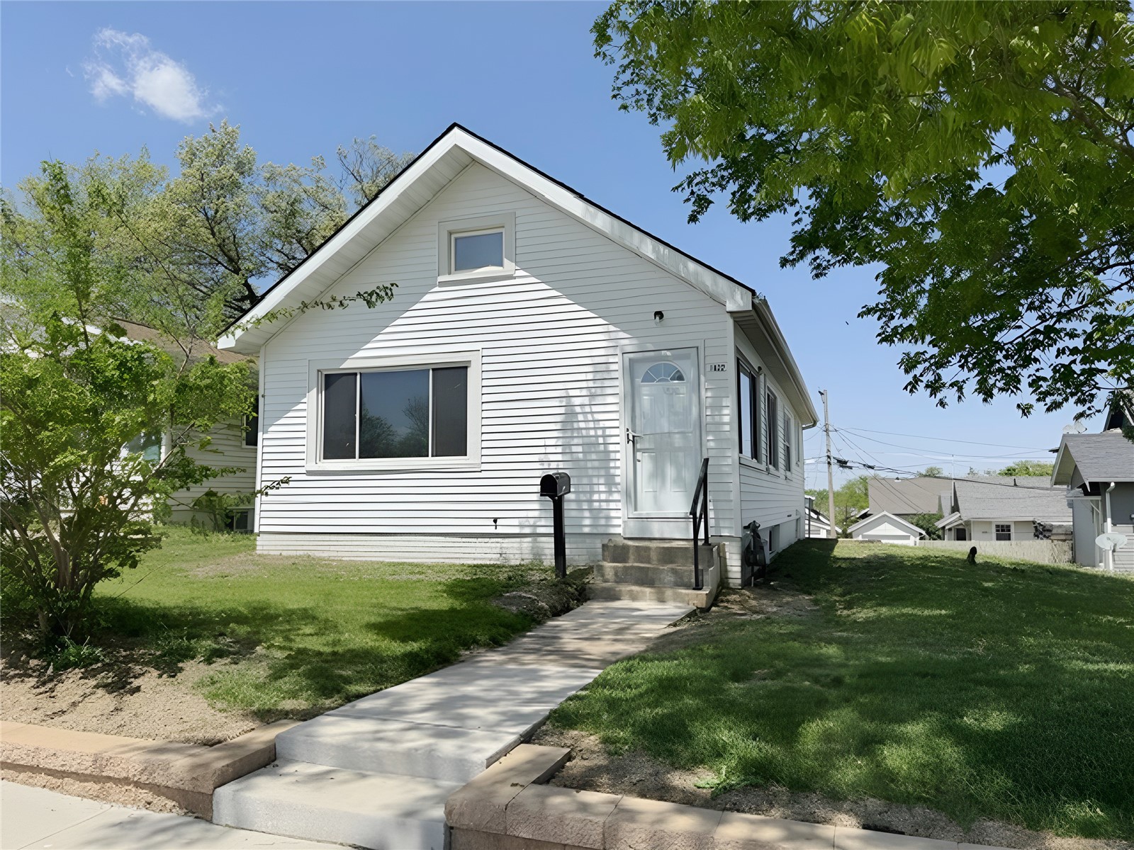 1822 Mount Vernon Road SE Cedar Rapids IA 52403