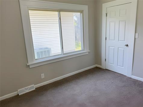 1822 Mount Vernon Road SE Cedar Rapids IA 52403