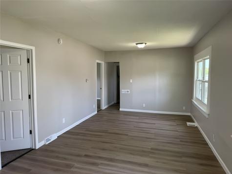 1822 Mount Vernon Road SE Cedar Rapids IA 52403