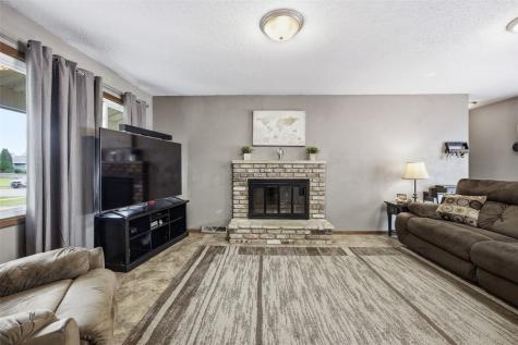 118 31st Street NW Cedar Rapids IA 52405
