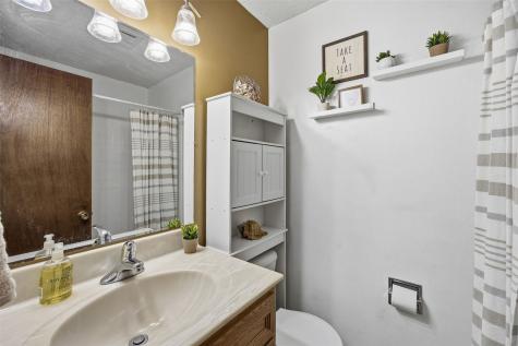 118 31st Street NW Cedar Rapids IA 52405