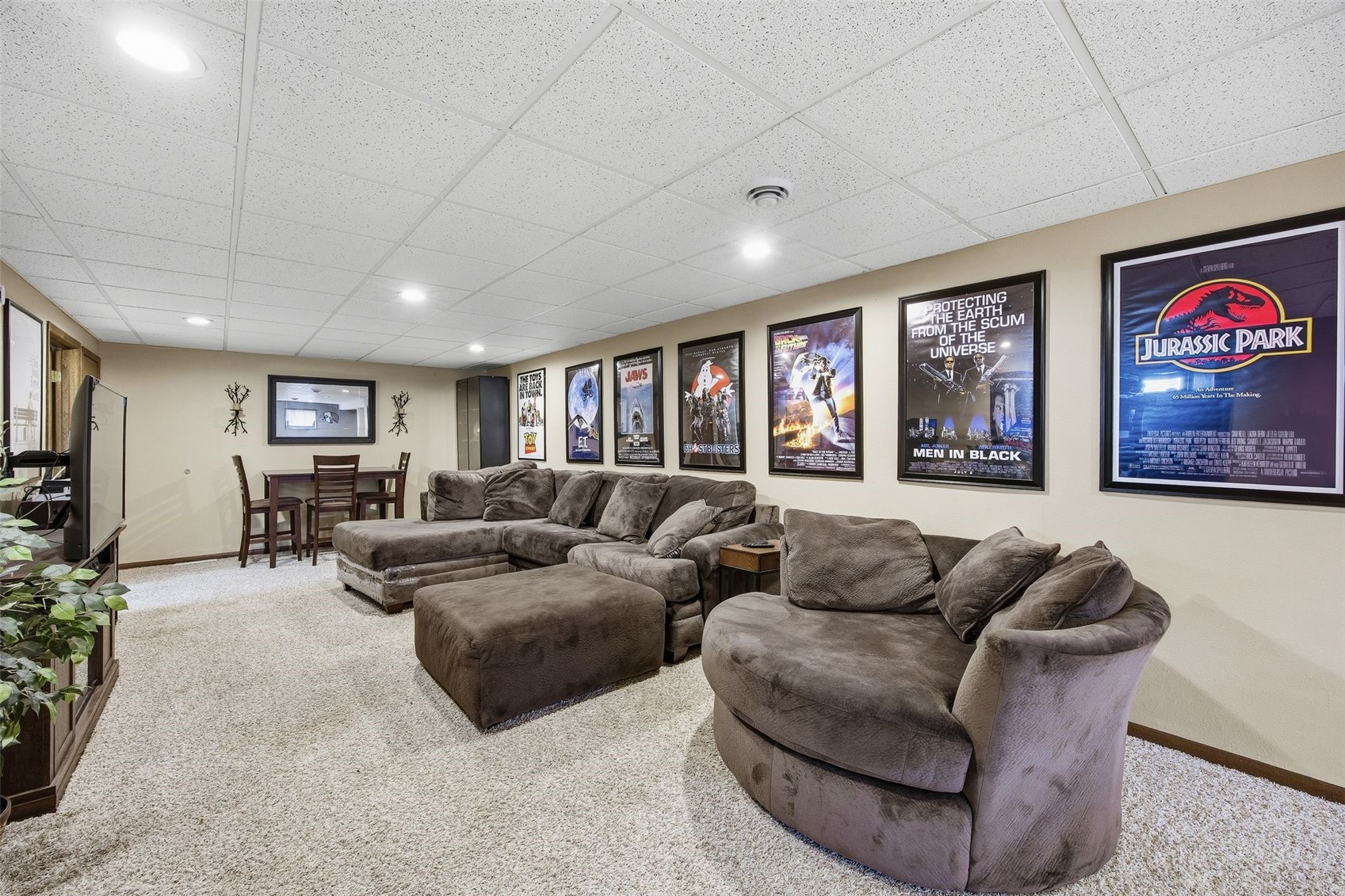 118 31st Street NW Cedar Rapids IA 52405