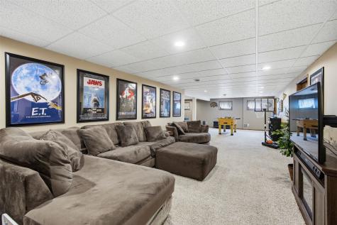 118 31st Street NW Cedar Rapids IA 52405