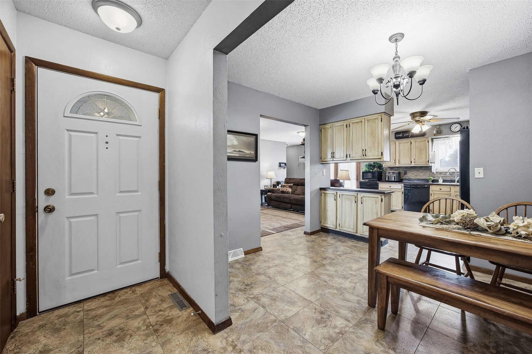 118 31st Street NW Cedar Rapids IA 52405