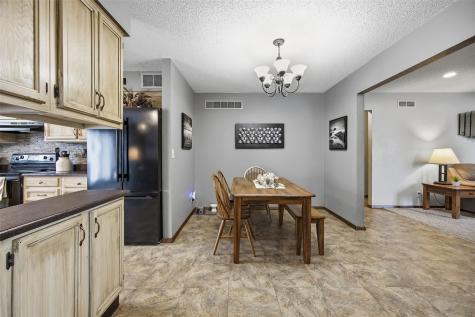 118 31st Street NW Cedar Rapids IA 52405