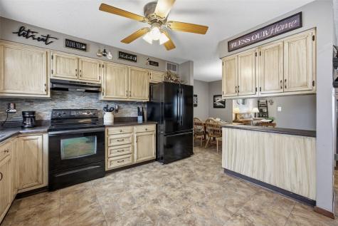 118 31st Street NW Cedar Rapids IA 52405