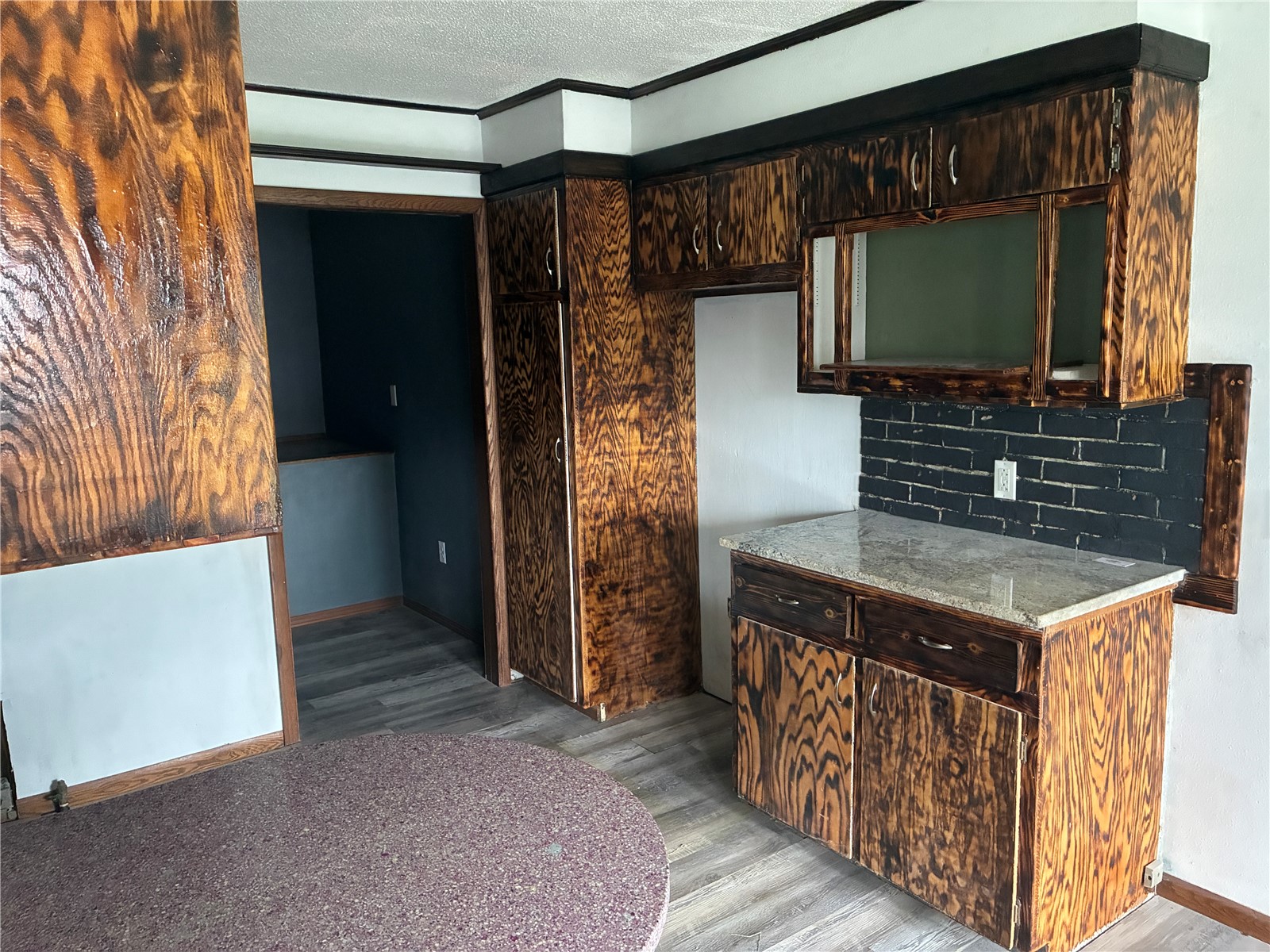 1122 E 3rd Street Vinton IA 52349