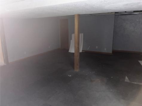 1122 E 3rd Street Vinton IA 52349