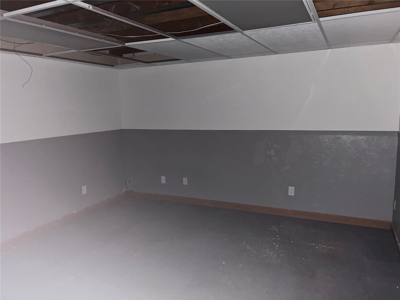 1122 E 3rd Street Vinton IA 52349