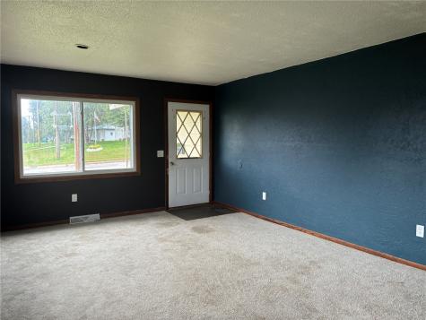 1122 E 3rd Street Vinton IA 52349