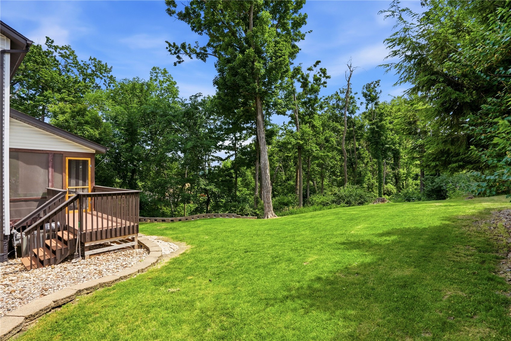 6211 Arapahoe Drive NE Cedar Rapids IA 52411