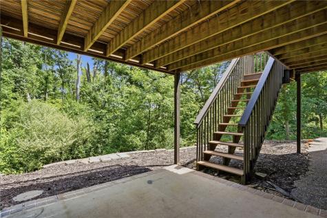 6211 Arapahoe Drive NE Cedar Rapids IA 52411