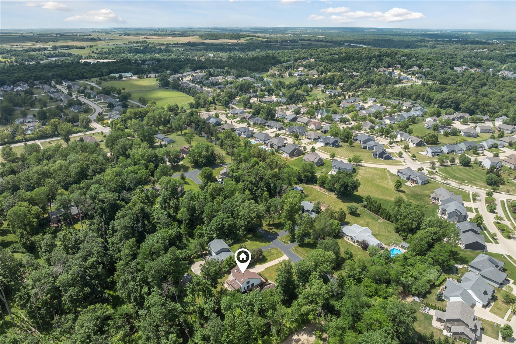6211 Arapahoe Drive NE Cedar Rapids IA 52411