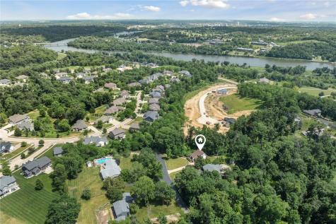 6211 Arapahoe Drive NE Cedar Rapids IA 52411