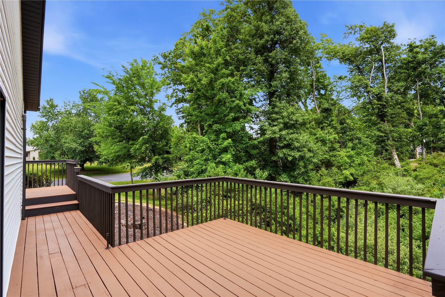 6211 Arapahoe Drive NE Cedar Rapids IA 52411