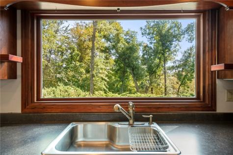 3100 Blue Ridge Court NE Cedar Rapids IA 52402