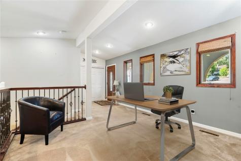 3100 Blue Ridge Court NE Cedar Rapids IA 52402