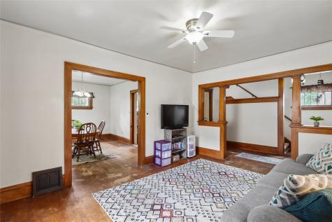 2610 2nd Avenue SE Cedar Rapids IA 52403