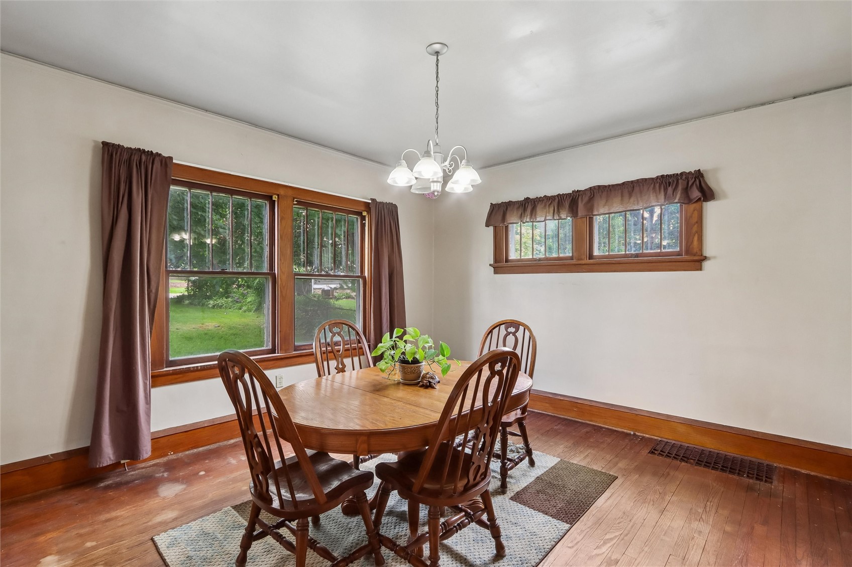 2610 2nd Avenue SE Cedar Rapids IA 52403