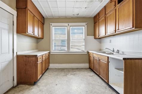 373 17th Street SE Cedar Rapids IA 52403