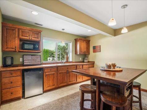115 Ridge Drive Fairfax IA 52228