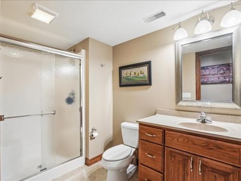 115 Ridge Drive Fairfax IA 52228