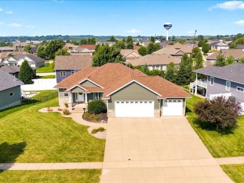 115 Ridge Drive Fairfax IA 52228