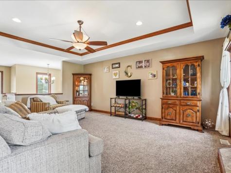 115 Ridge Drive Fairfax IA 52228