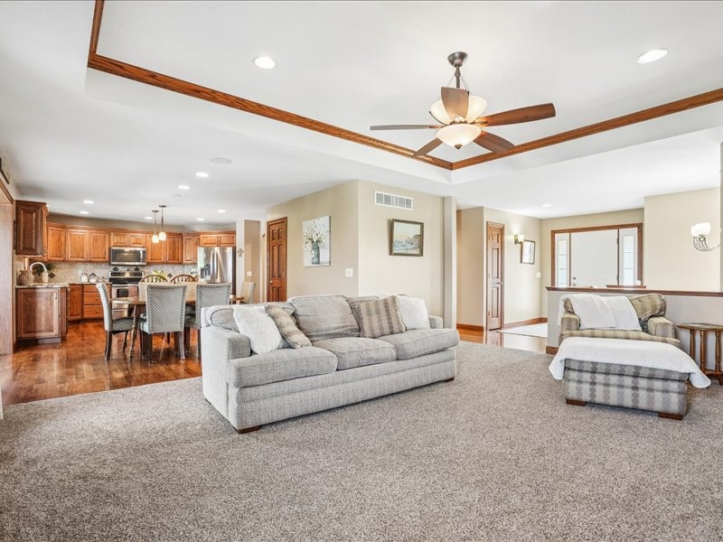115 Ridge Drive Fairfax IA 52228