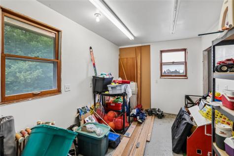 5712/LOTS 4 & 5 22nd Avenue Drive Vinton IA 52349