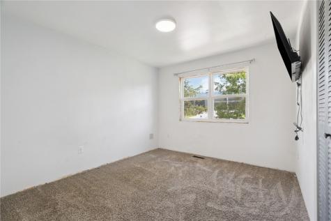 4440 M Avenue NW Cedar Rapids IA 52405