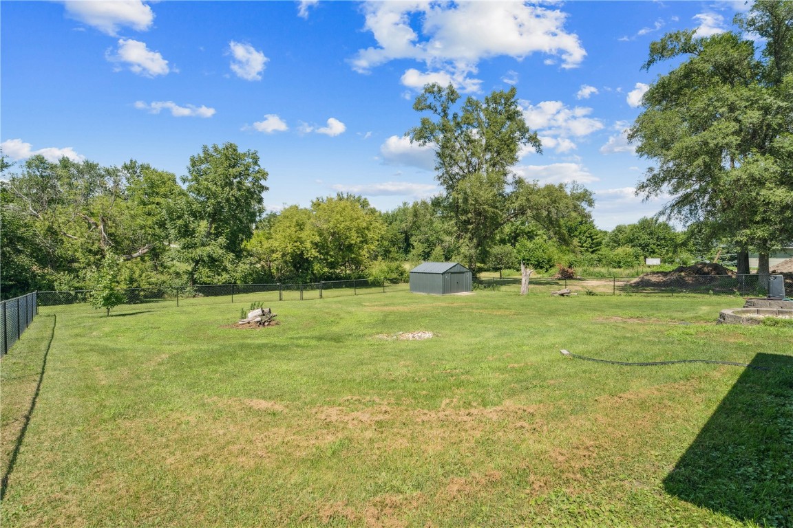 4440 M Avenue NW Cedar Rapids IA 52405