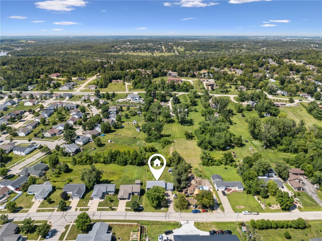 4440 M Avenue NW Cedar Rapids IA 52405