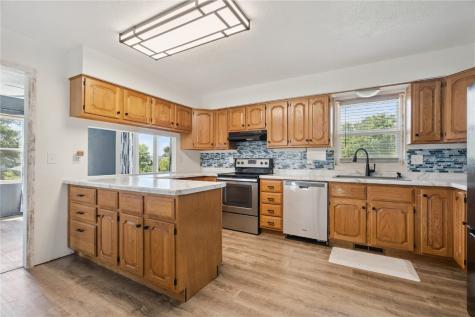 4440 M Avenue NW Cedar Rapids IA 52405