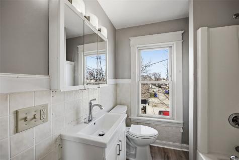 818 10th Avenue SW Cedar Rapids IA 52404