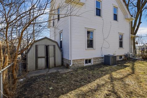 818 10th Avenue SW Cedar Rapids IA 52404
