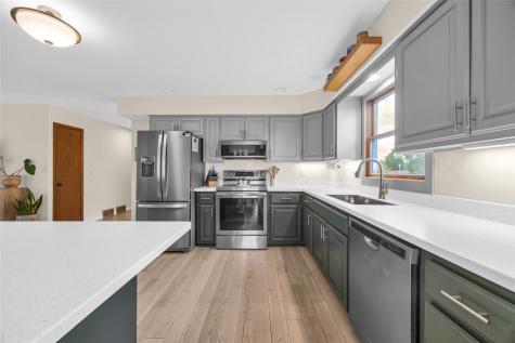 2509 Blue Ridge Drive NE Cedar Rapids IA 52402