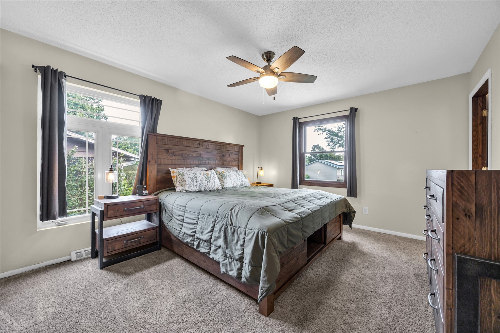 2509 Blue Ridge Drive NE Cedar Rapids IA 52402