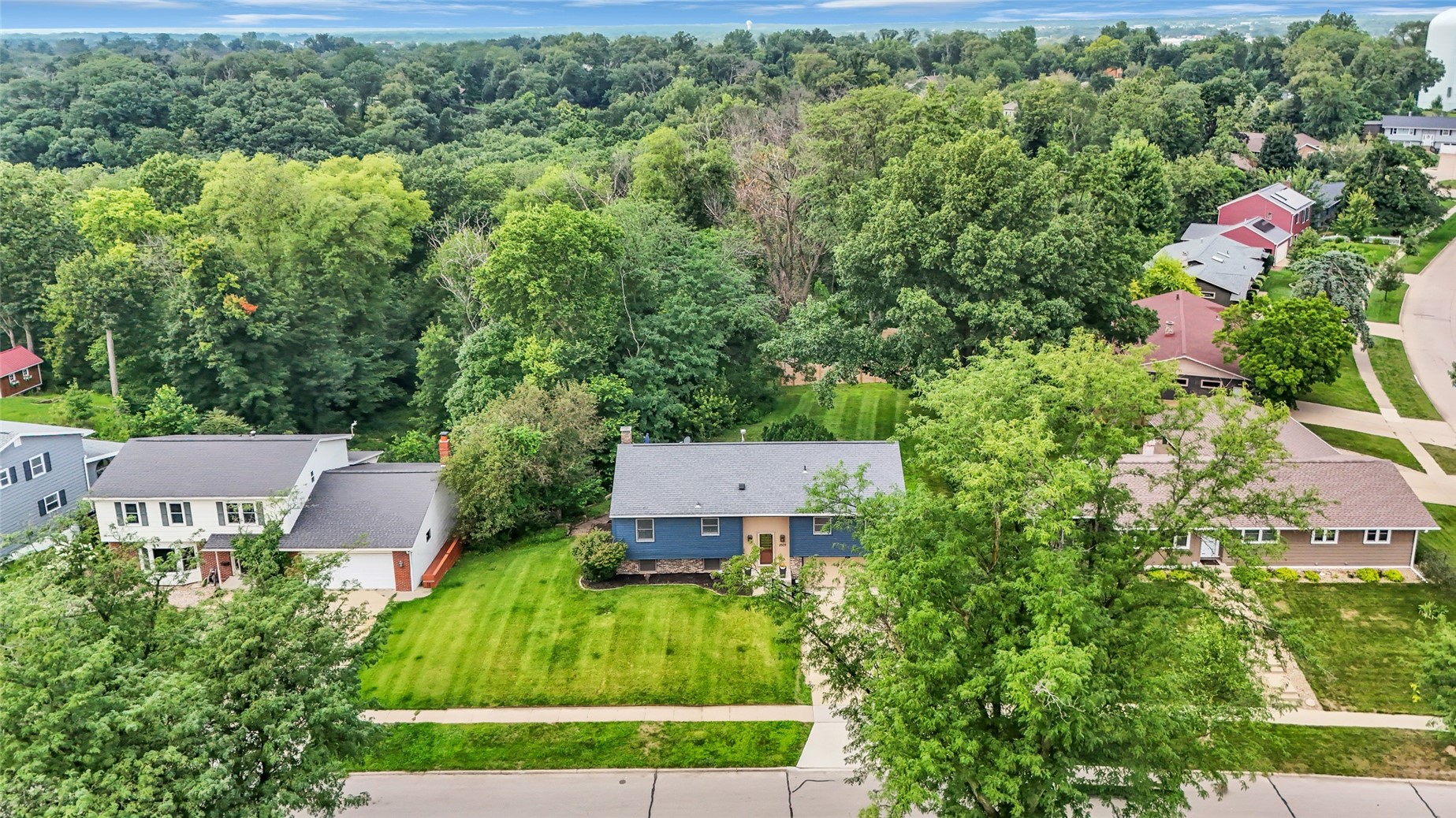 2509 Blue Ridge Drive NE Cedar Rapids IA 52402