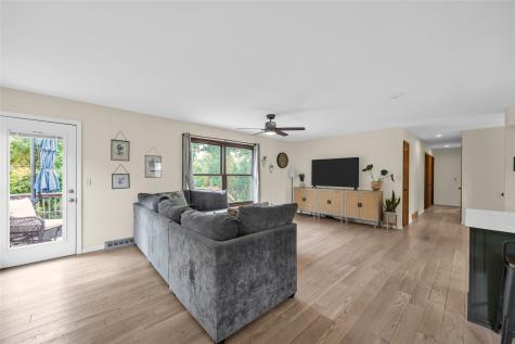 2509 Blue Ridge Drive NE Cedar Rapids IA 52402