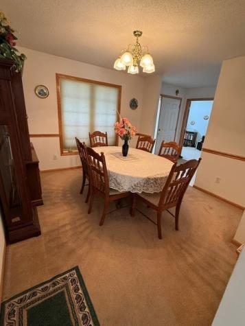 1000 White Ivy Place NE Cedar Rapids IA 52402