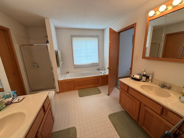1000 White Ivy Place NE Cedar Rapids IA 52402